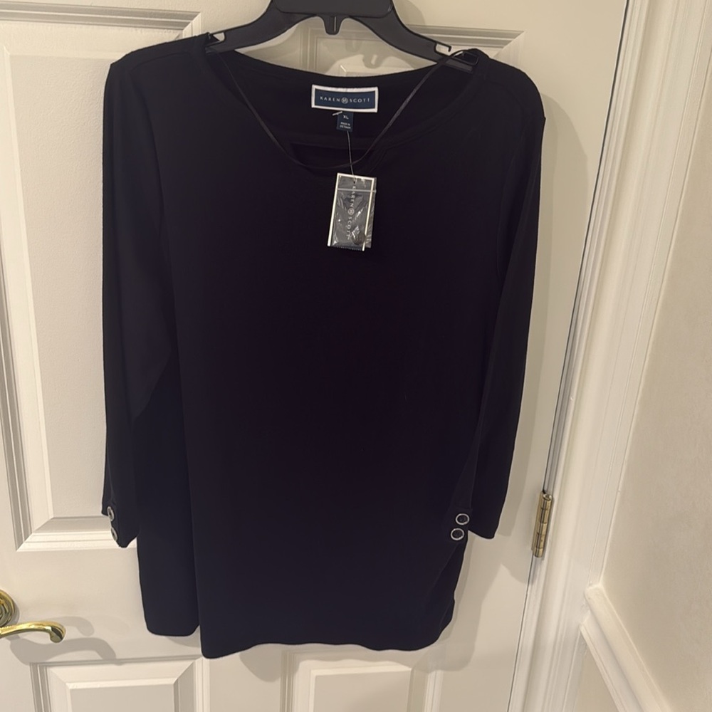 Karen Scott Women's Size XL Black keyhole Neck Classic NWT buttons DISCONTINUED - Picture 1 of 11